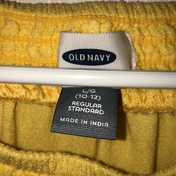 Old Navy Girls Jeggings and Blouse - Picture 3 of 8